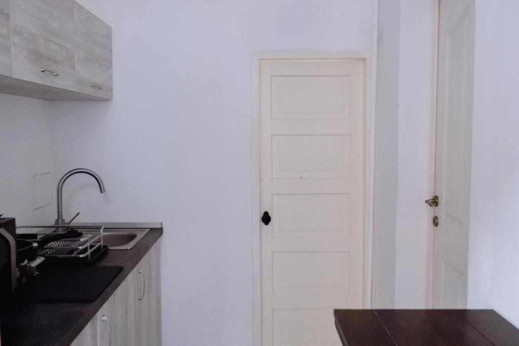 ☆ Bulevard Apartments ☆ Arad Exteriör bild