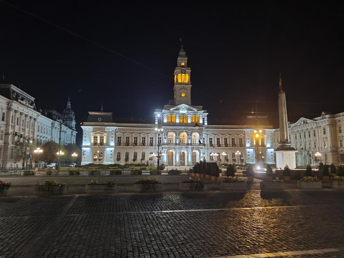 ☆ Bulevard Apartments ☆ Arad Exteriör bild