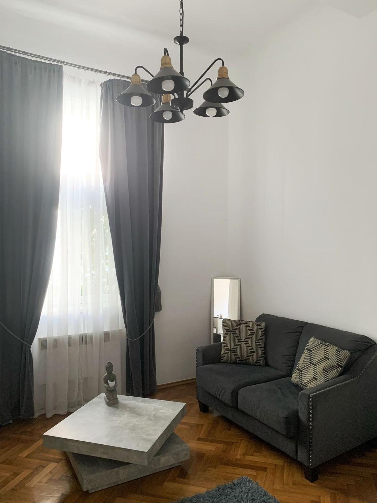 ☆ Bulevard Apartments ☆ Arad Exteriör bild